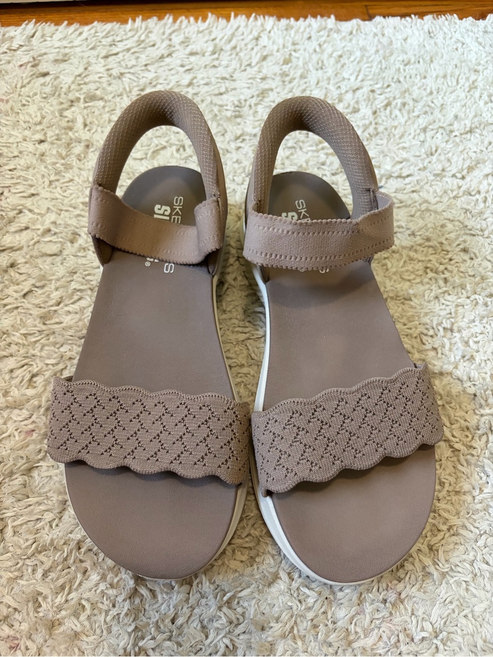 Skechers Women's Ultra Flex 3.0 slip on Sandals